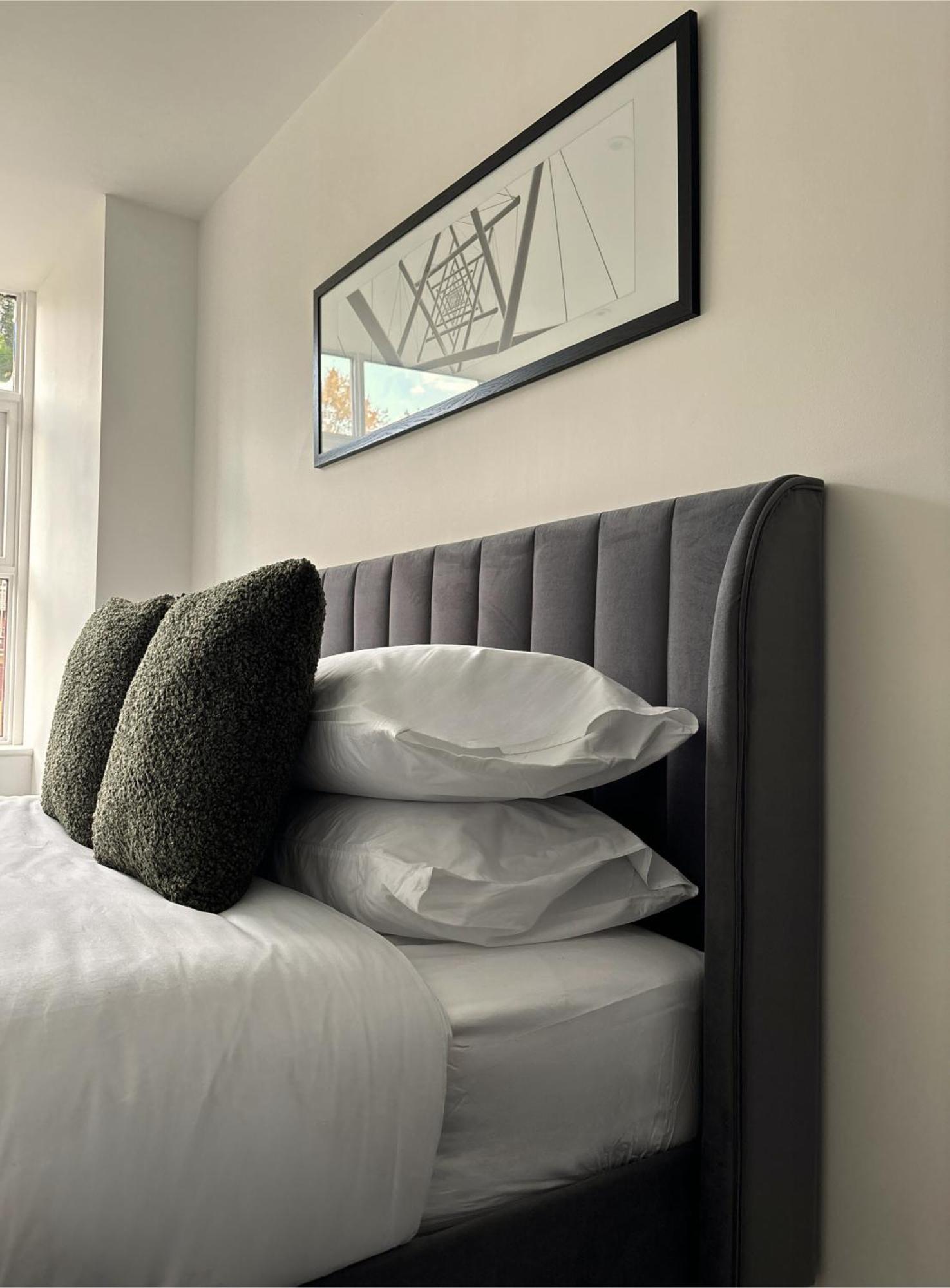 Manchester Apt, Free Parking, Business, Couples & Families Kültér fotó